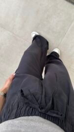 Liza pantalon Palazzo de base noir – Image 4