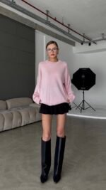 Cross Crew Neck Basic Powder Pink Sweater – Image 3